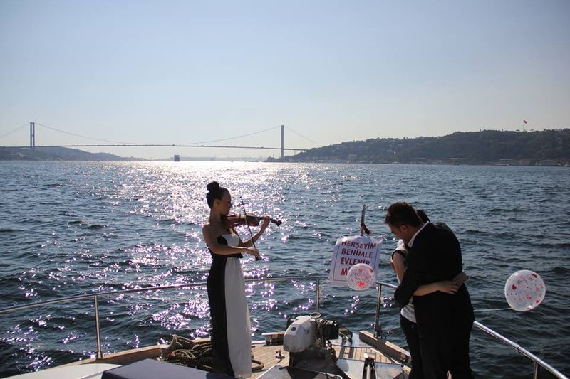 Pankartlı Evlilik Teklifi